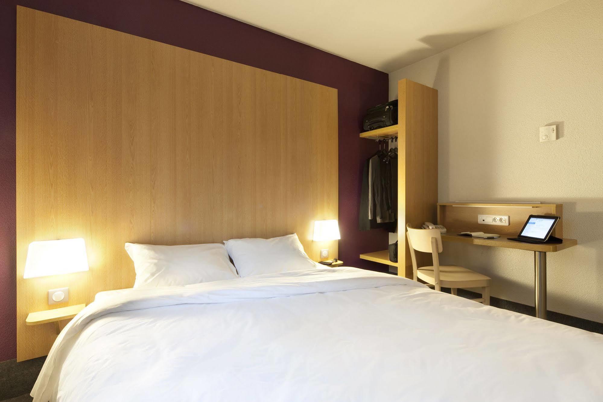 B&B Hotel Montlhery Linas Eksteriør bilde