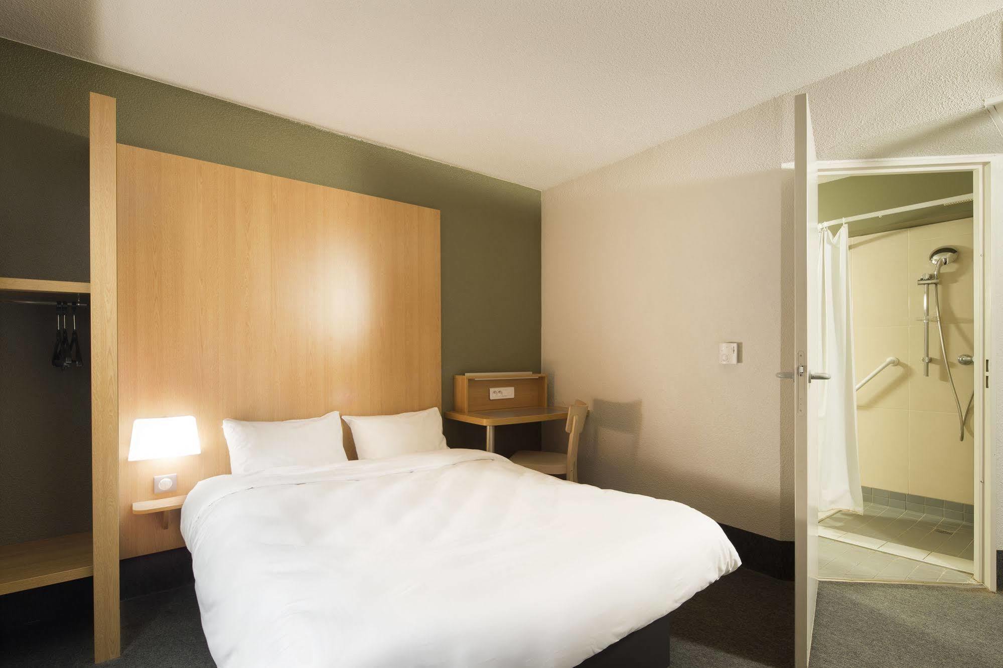 B&B Hotel Montlhery Linas Eksteriør bilde
