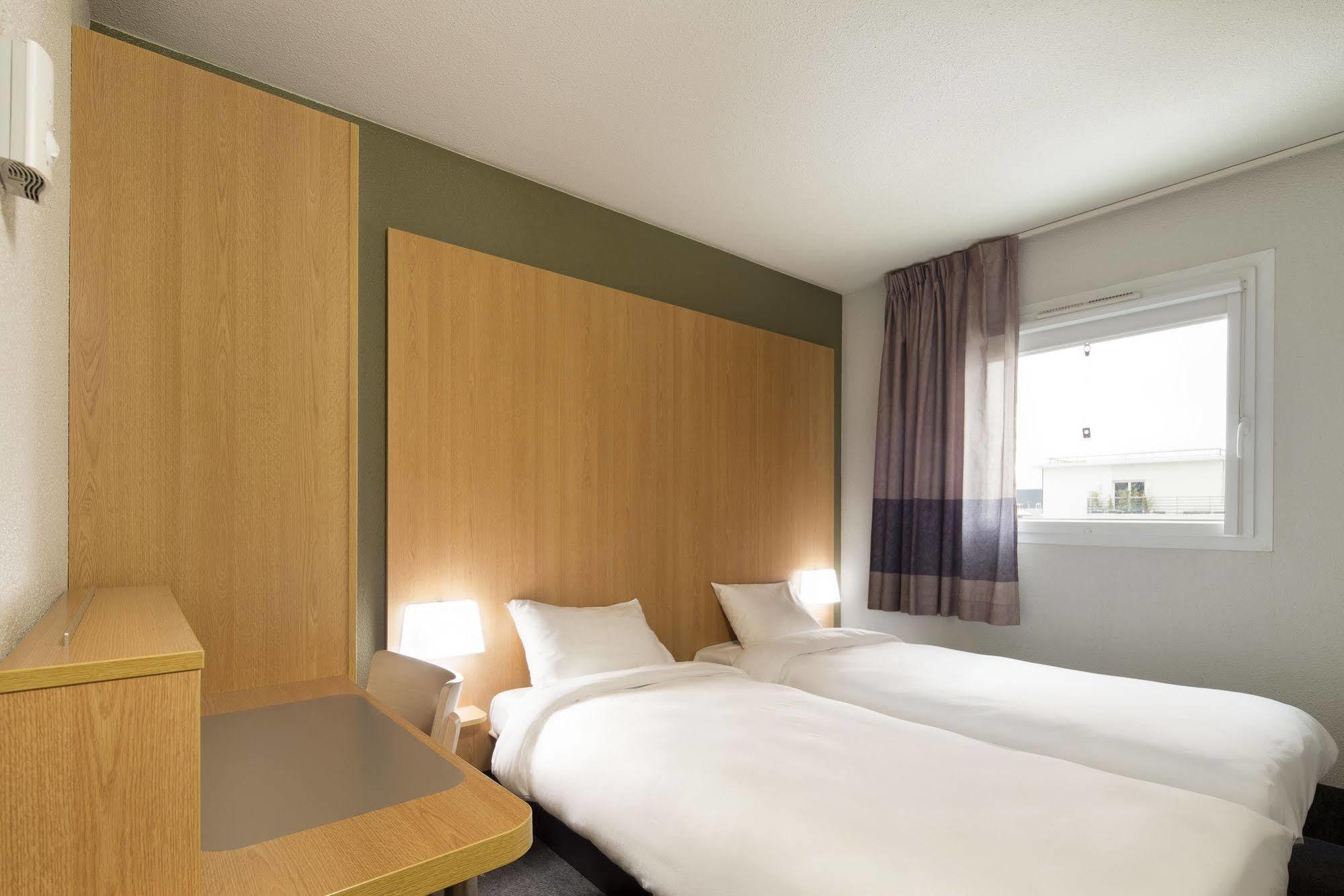 B&B Hotel Montlhery Linas Eksteriør bilde